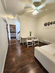 Furnished Queen Room | Kensington Market | Jan–Apr 2027 - Photo 8