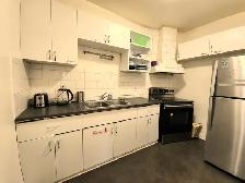 Furnished Queen Room | Kensington Market | Jan–Apr 2027 - Photo 10