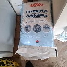 Natural 20 kg (44 lb) bags of Sifto Crystal Plus premium