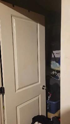 $650 - Room available - all utilities inc. LRT - close to DT