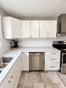 Modern Condo - Photo 6