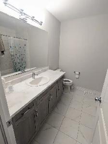 Move in today, large room at barrhaven, close to Zmazon - Photo 3