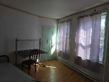 Furnished room for rent in NDG - Photo 3