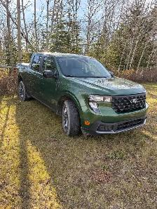2025 Ford Maverick XLT SuperCrew AWD 2.0L EcoBoost — 31,942 km