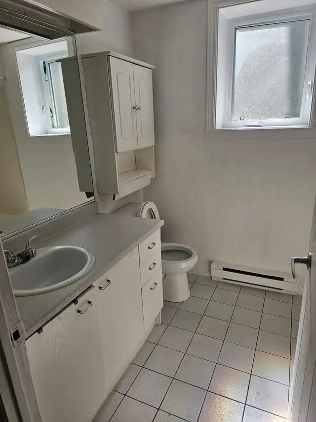 À louer - Grand 5 1/2 - 3 chambres - Québec,QC