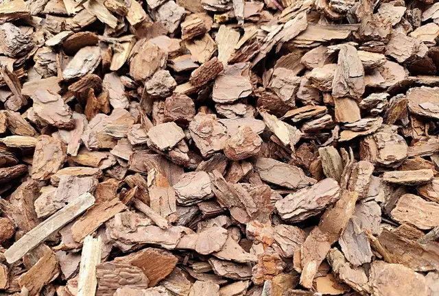 Coarse Bark Mulch Nuggets - Bulk Loads for Beds & Borders