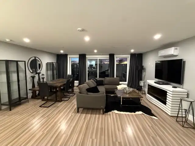 Top Floor 2 Bedroom, 2 Bathroom Apartment | $2,195/month