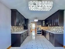 4 Bedroom House For Lease Near Dixie Rd & Willia Pkwy