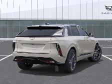 2027 Cadillac Lyriq-V Premium - Photo 4