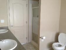 Beautiful 3 Bedroom House for Rent (South Edmonton - MacEwan) - Photo 7