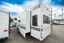 2027 Grand Design Influence 3003RL - Photo 3