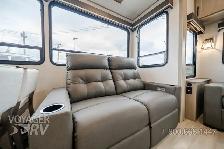 2027 Grand Design Influence 3003RL - Photo 37