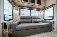 2027 Grand Design Influence 3003RL - Photo 39