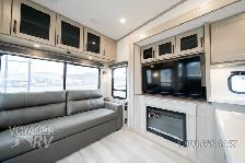 2027 Grand Design Influence 3003RL - Photo 41
