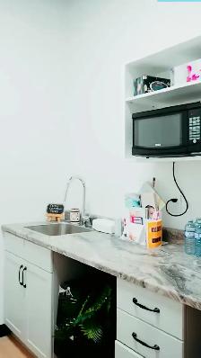 Treatment Room for Rent - Oxyderm Laser Clinic, $1200/mo - Photo 4