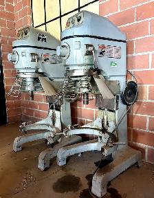 Globe SP60P-3 60 Qt Commercial Mixer – 3 HP – Working - Photo 2