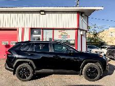 2022 Toyota RAV4 LE - NO ACCIDENTS - Photo 5