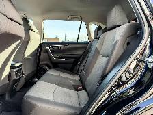 2022 Toyota RAV4 LE - NO ACCIDENTS - Photo 12