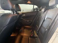 2018 Mercedes-Benz GLA 4Matic l 2.0T l 4Cyl l AMG l Panoramic Ro - Photo 12