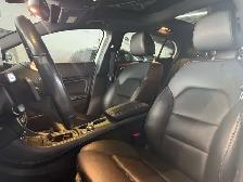 2018 Mercedes-Benz GLA 4Matic l 2.0T l 4Cyl l AMG l Panoramic Ro - Photo 17