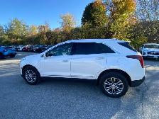 2022 Cadillac XT5 AWD Premium Luxury AWD 4dr Premium Luxury - Photo 2
