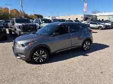 2020 Nissan Kicks SR SR FWD