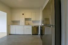two bed two bath apartment downtown near McGill - ID 2389 - Photo 4