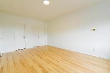 two bed two bath apartment downtown near McGill - ID 2389 - Photo 11