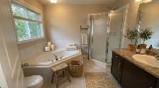 Luxury 4-Bedroom Home with Finished Basement & Garage - Photo 11