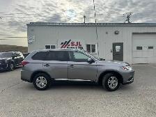 2020 Mitsubishi Outlander ES - Photo 2