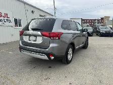 2020 Mitsubishi Outlander ES - Photo 3