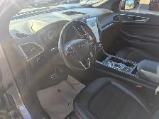 2022 Ford Edge ST-Line ST-Line AWD - Photo 2