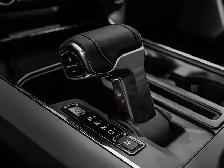 2026 Ford F-150 LARIAT - Photo 17
