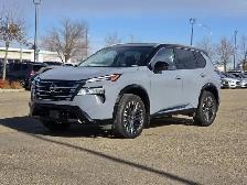 2024 Nissan Rogue Platinum - Photo 2
