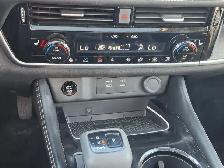 2024 Nissan Rogue Platinum - Photo 33
