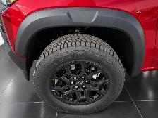 2026 Chevrolet Colorado 4WD Trail Boss Crew Cab Short Box 4-Whee - Photo 14