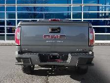 2022 GMC Canyon 4WD AT4 | Leather | Clean Carfax | Fully - Photo 5