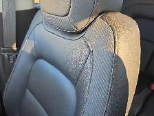 2022 GMC Canyon 4WD AT4 | Leather | Clean Carfax | Fully - Photo 24