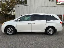 2015 Honda Odyssey EX-L | 8-PASSENGER | POWER DOORS | LEATHER | - Photo 2
