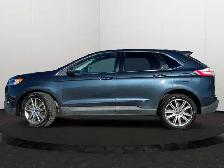 2022 Ford Edge Titanium | AWD | Panoramic Roof | Cold Weather - Photo 2