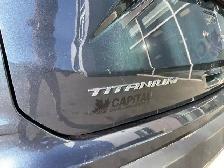 2022 Ford Edge Titanium | AWD | Panoramic Roof | Cold Weather - Photo 10