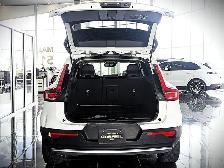 2019 Volvo XC40 T5 Momentum AWD 1 Pr - Photo 7