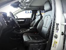 2019 Volvo XC40 T5 Momentum AWD 1 Pr - Photo 15
