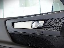 2019 Volvo XC40 T5 Momentum AWD 1 Pr - Photo 16