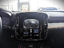2019 Volvo XC40 T5 Momentum AWD 1 Pr - Photo 23