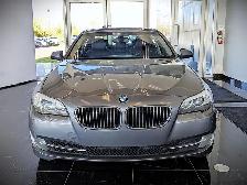 2013 BMW 5-Series 528i xDrive - Photo 2