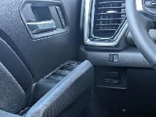 2026 GMC Canyon Elevation Crew Cab Short Box 4-Wheel Drive Eleva - Photo 17
