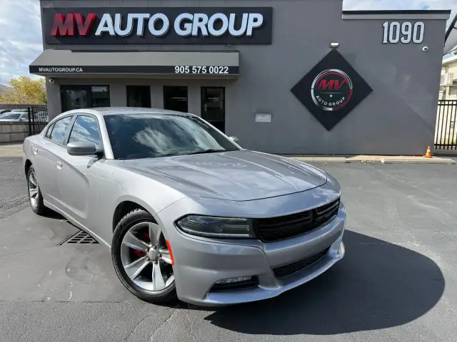 2016 Dodge Charger SXT 4dr Sdn SXT RWD