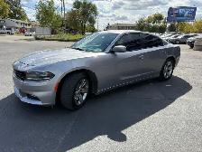 2016 Dodge Charger SXT 4dr Sdn SXT RWD - Photo 3
