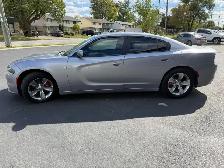 2016 Dodge Charger SXT 4dr Sdn SXT RWD - Photo 4